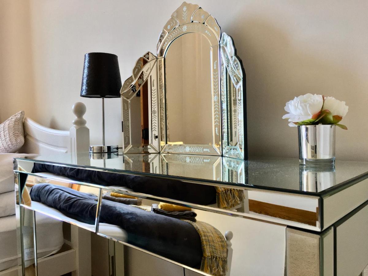 Cosy 2 Bedroom Central Apartment - Free Parking, Free Wifi Aberdeen Luaran gambar