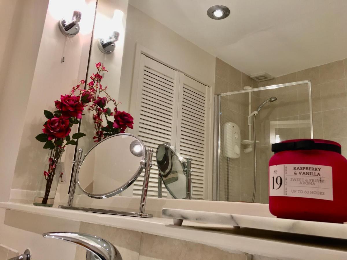 Cosy 2 Bedroom Central Apartment - Free Parking, Free Wifi Aberdeen Luaran gambar