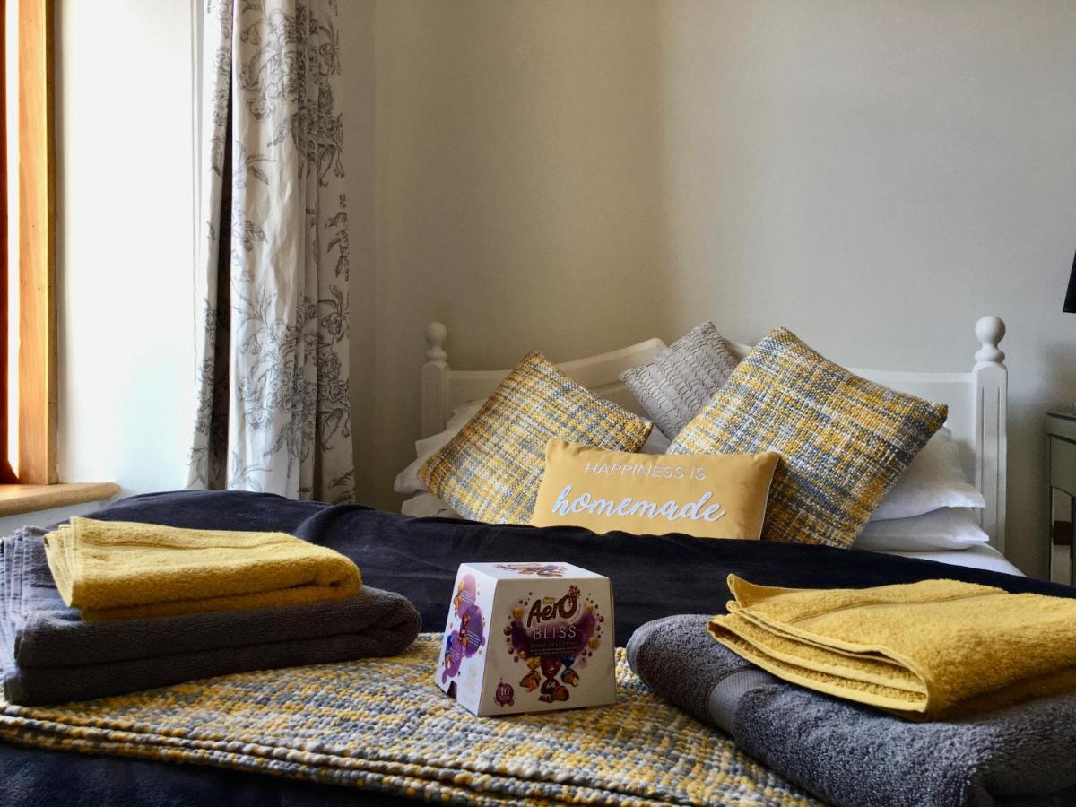 Cosy 2 Bedroom Central Apartment - Free Parking, Free Wifi Aberdeen Luaran gambar