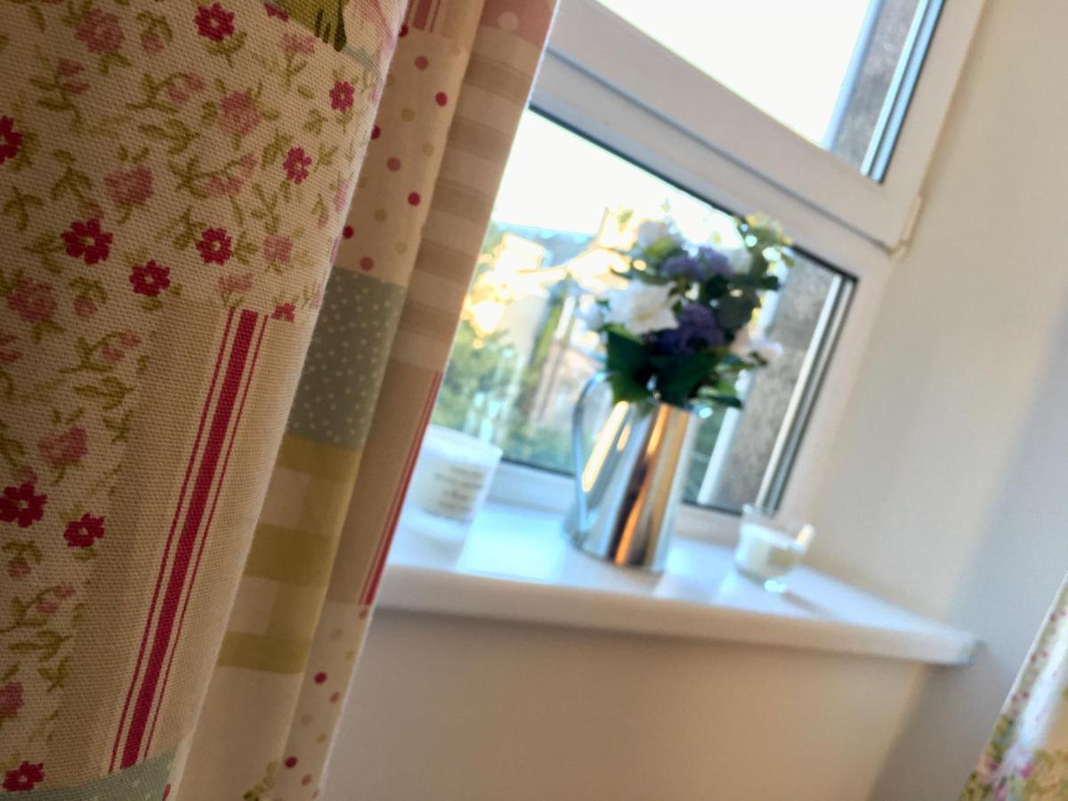 Cosy 2 Bedroom Central Apartment - Free Parking, Free Wifi Aberdeen Luaran gambar